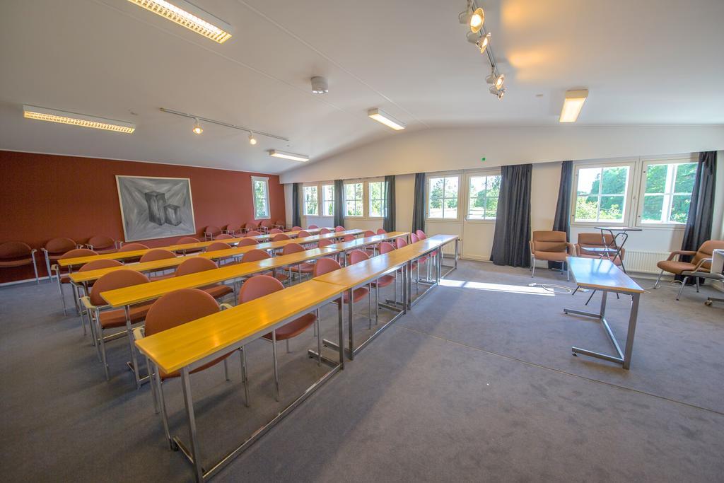 Basto Hotel & Stugby Palsbole Экстерьер фото